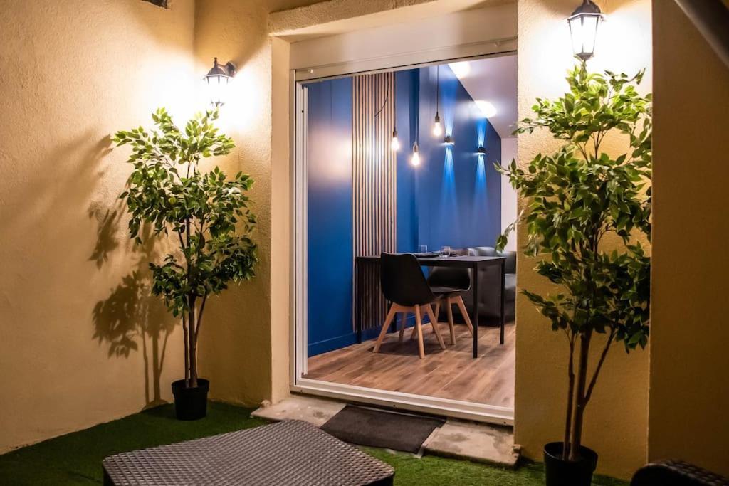 Blue Night - Jacuzzi - Bord De Seine Apartment Corbeil-Essonnes Exterior photo